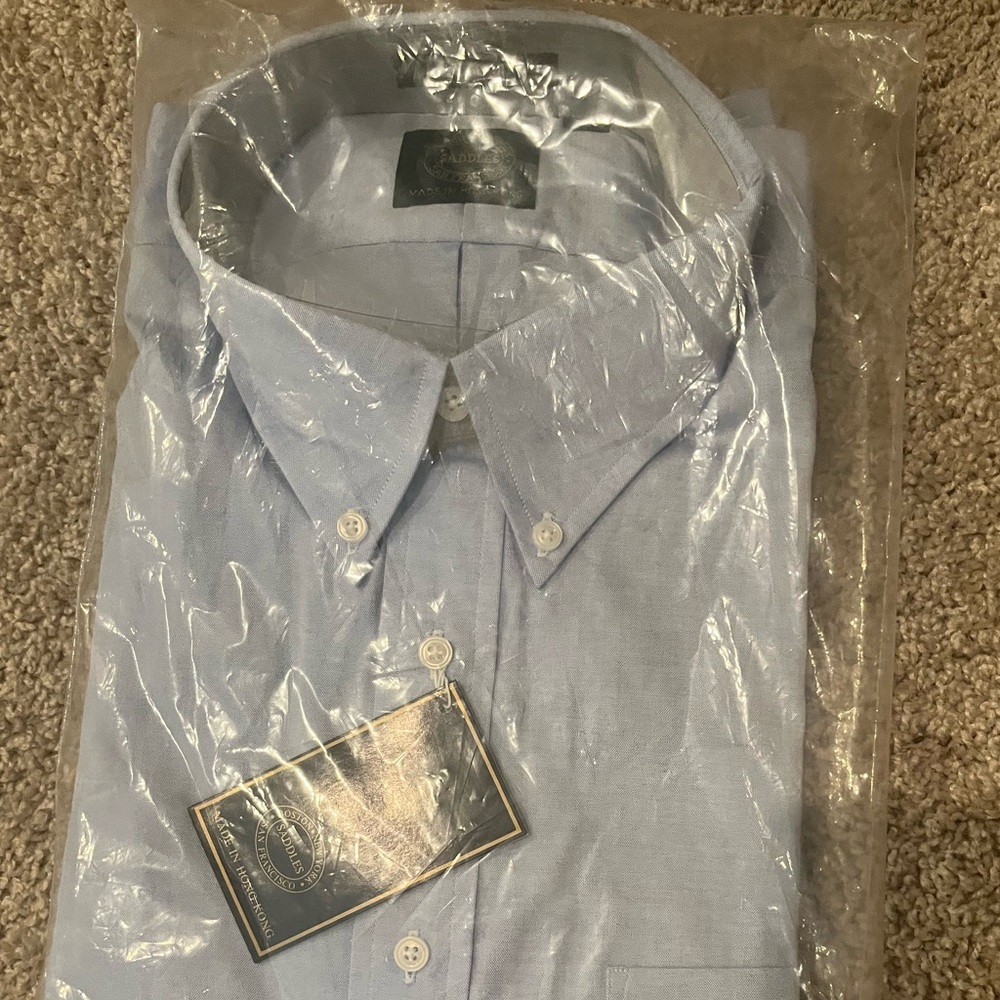 Light blue BRAND NEW Saddles button down